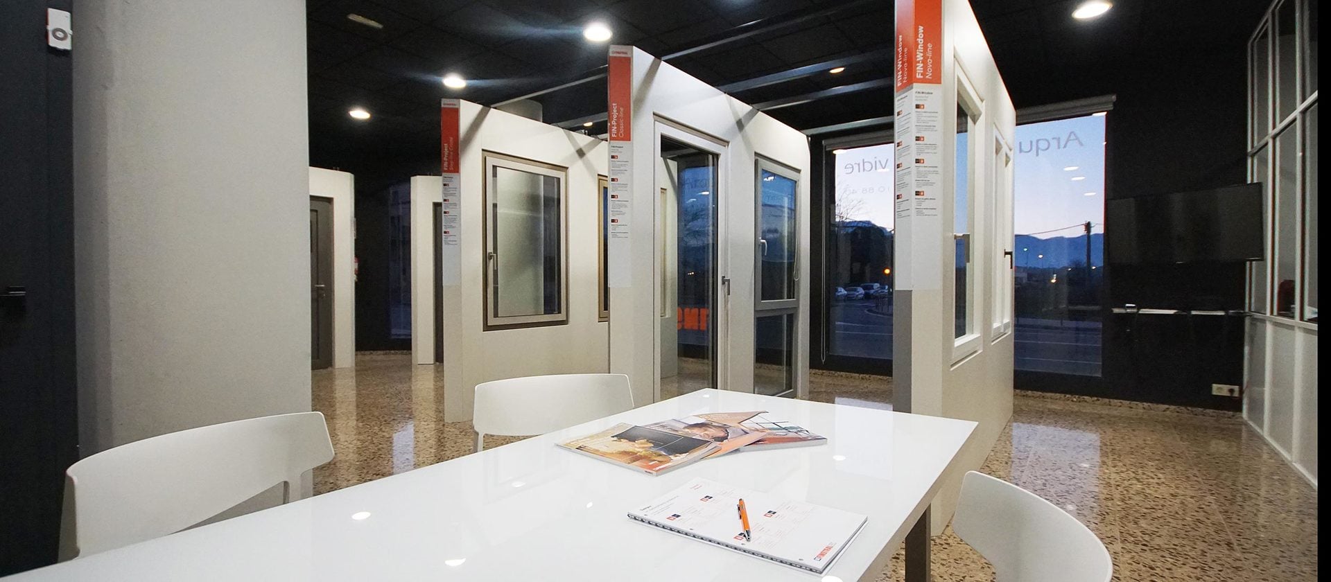 ARQUITECTURA DEL VIDRE S.L.