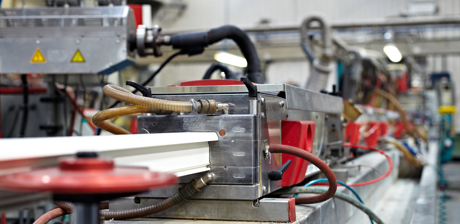 Extrusion des profils.