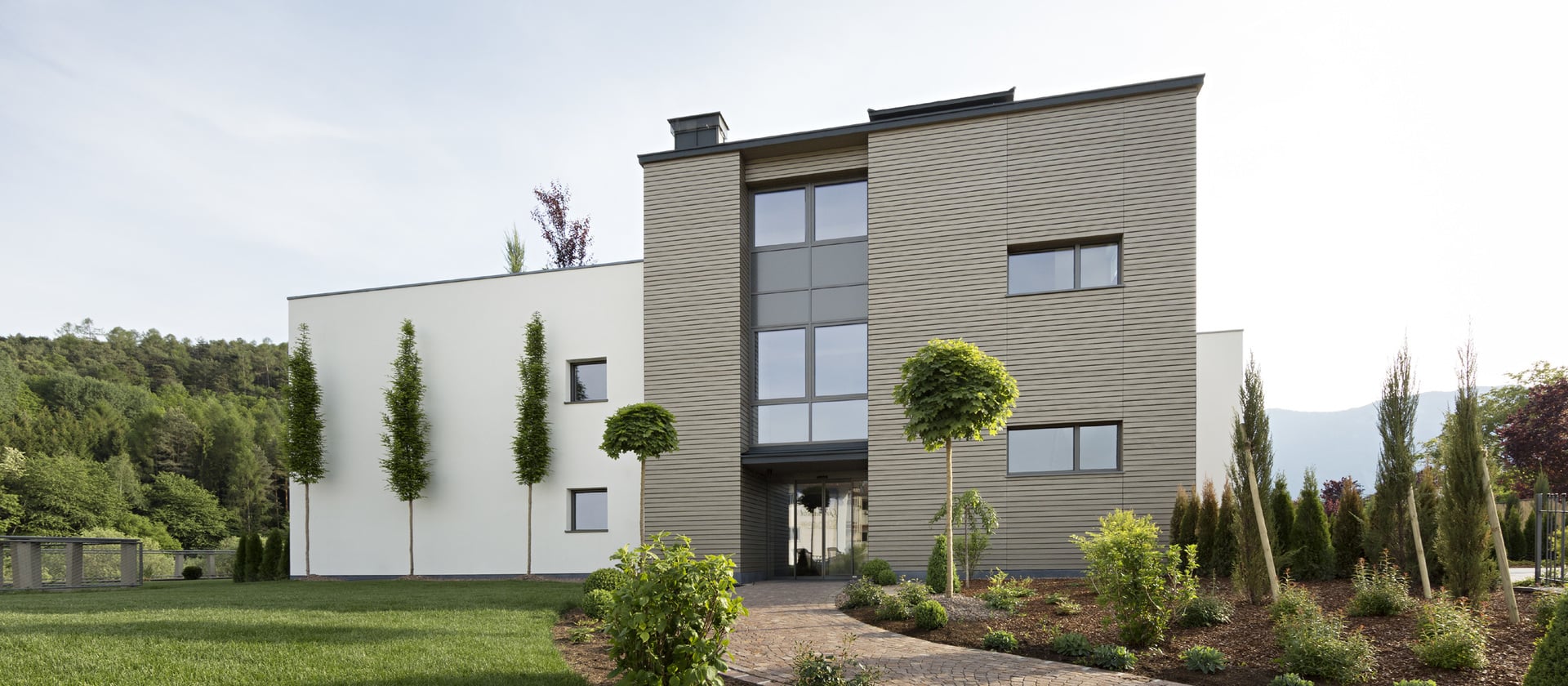 Windows and doors made of aluminium