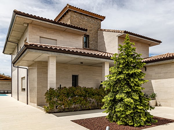 Vrijstaand huis in Zaragoza