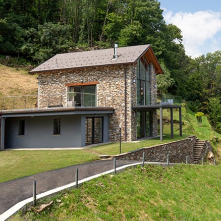 Casa rinnovata sul Lago Maggiore