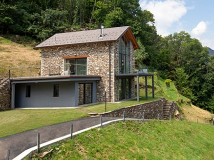 Maison rénovée sur le lac Majeur