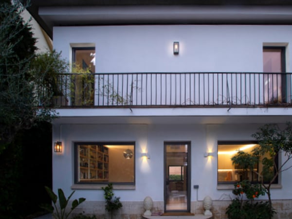 Pequeña villa cerca de Barcelona