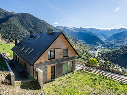 Nieuwbouw in hartje Pyreneeën